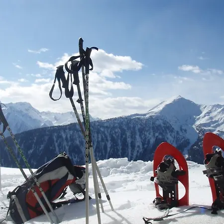 Cima Del Bosco מלון